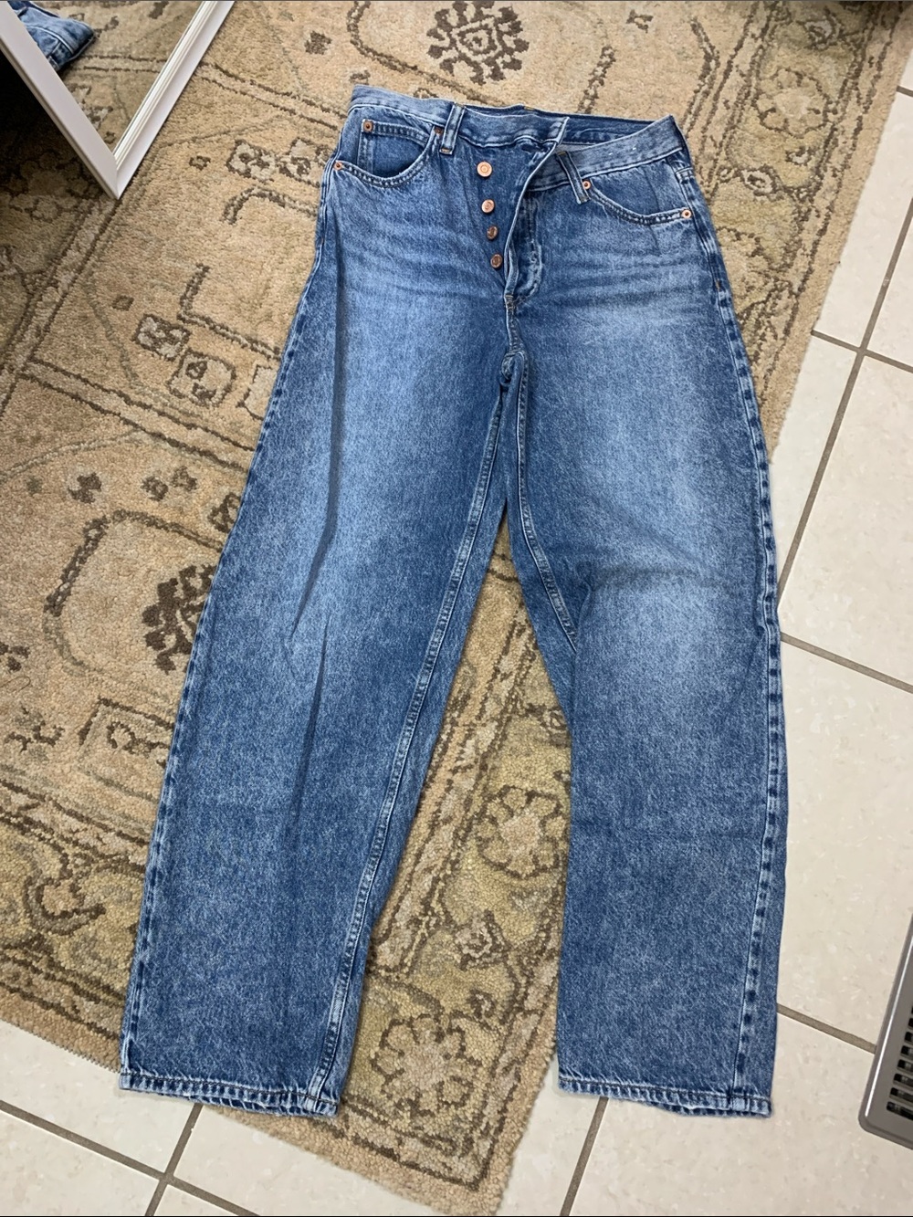 Gap Barrel Hi-rise Jeans